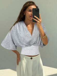 Aloruh Áo thun chui đầu màu trơn cổ chữ V trễ vai tối giản mới, nhún eo, đa năng khi đi làm - Xám - Xem 6