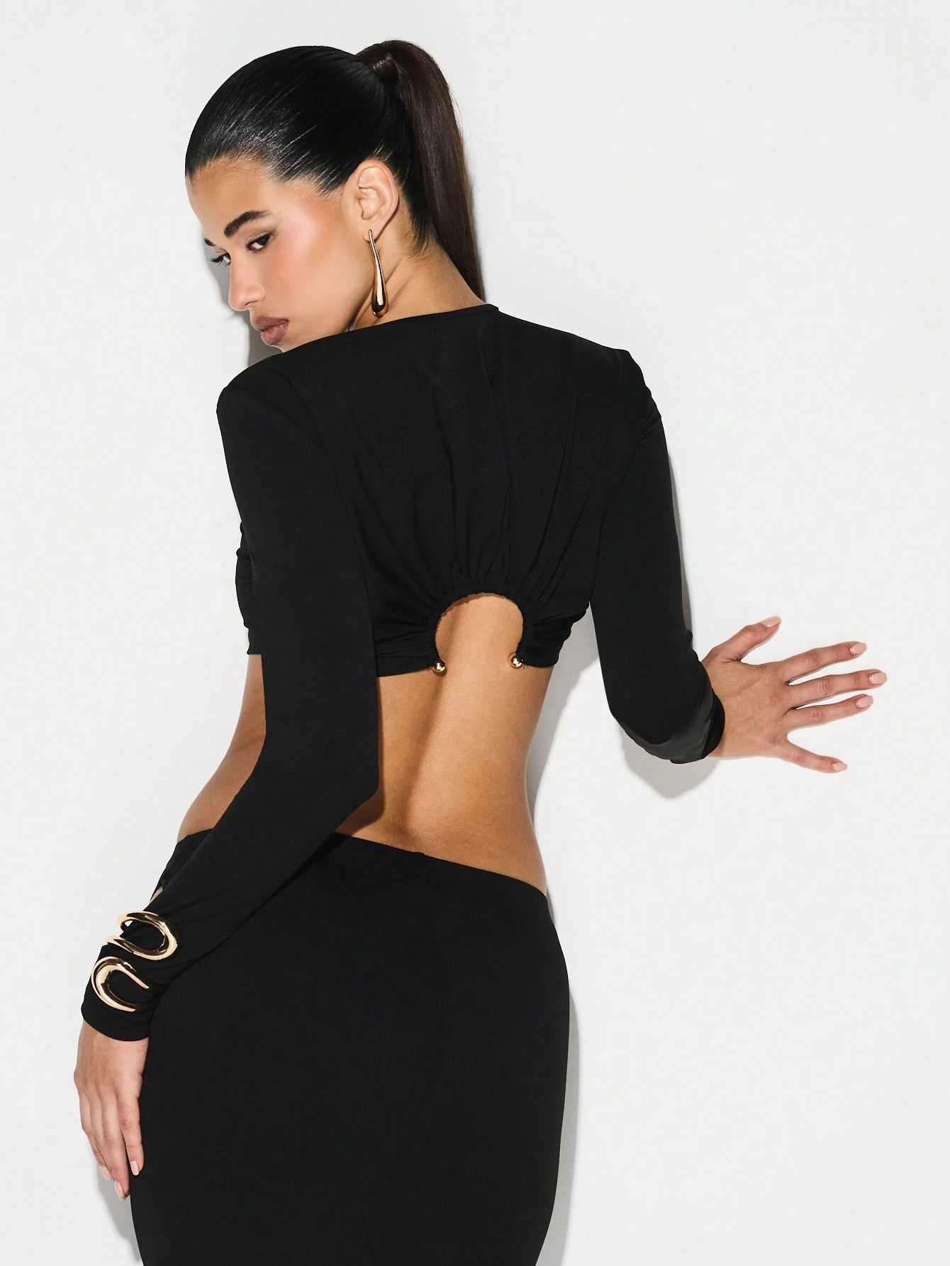 KIZN Long Sleeve Crop Top With Cut Out Back