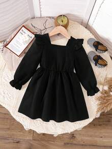 Elladie kids Đầm ngắn tay lửng cổ vuông thắt eo thời trang dễ thương cho bé gái, có nơ 3D và viền bèo nhún, phối màu đen trắng, phù hợp với mọi mùa - màu đen - Xem 3