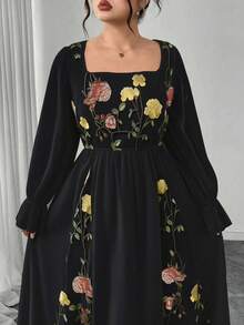 Modelyn 优雅花卉刺绣拼布加大码女式圆领长袖连衣裙 - 彩色 - 查看 4