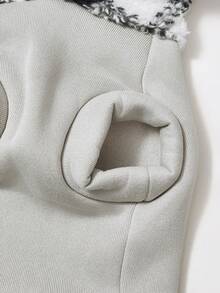 PETSIN Sudadera con capucha de terciopelo funcional y cálida para mascotas en Navidad - Chaleco de sudadera forrado térmico para perros y gatos pequeños, con hebilla de tracción integrada, tema navideño de Papá Noel, ideal para descansar en interiores y paseos de invierno al aire libre, regalo de Navidad perfecto - Ceniza - Ver 7