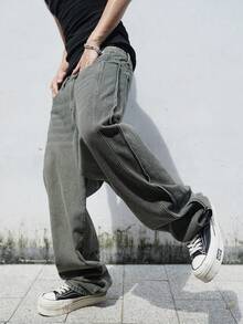 Manfinity EMRG Jeans casuales versátiles de pierna ancha y holgados con bolsillos para hombres