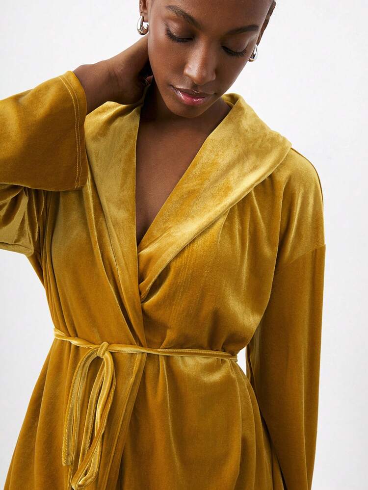 SHEIN Maija Conjunto de top de manga larga y pantalones de unicolor de terciopelo minimalista para mujer, uso casual diario