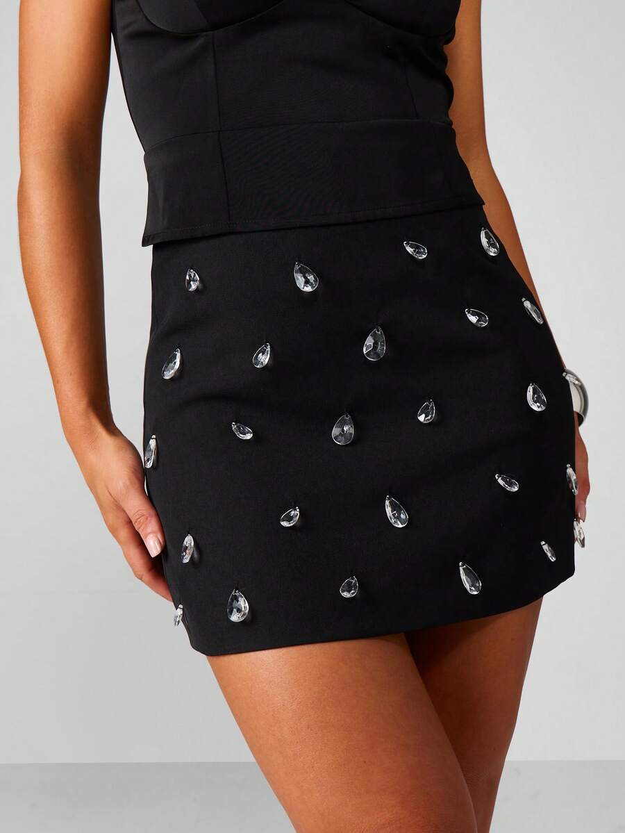 MISSGUIDED Embellished Mini Skirt With Crystal Rhinestone Details For Evening Party - Black - View 1