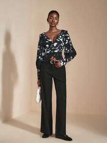 JIAN LASALA Camicetta donna casual a maniche lunghe con stampa all-over, abbottonatura frontale, vita stretta, scollo a V profondo, collezione di abbigliamento elegante e di lusso, top con grafica raffinata per l'autunno