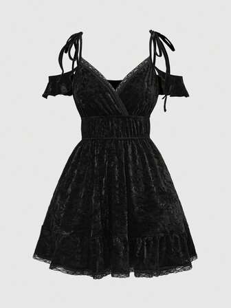 Goth Vestido de línea A con escote en V, hombros descubiertos, lazos y parches de encaje de terciopelo para Halloween para mujeres