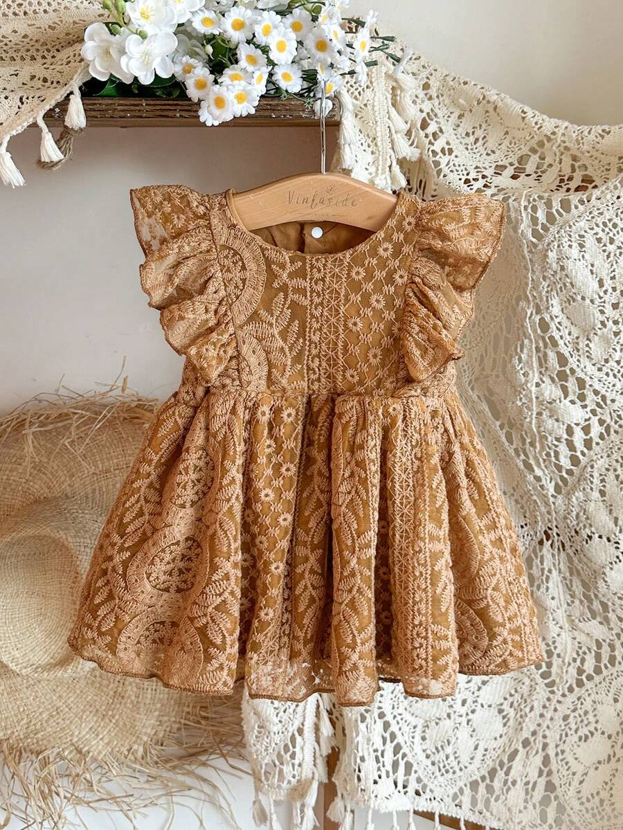 SHEIN Vintaside Kids 女婴杏色梦幻网眼无袖连衣裙，简约风格，适合节日、优雅外出和舒适的居家时刻，春夏季 - 咖啡棕 - 查看 1