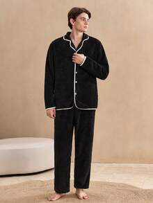 Old Money 男士舒适撞色滚边毛绒前开襟长袖上衣和裤子睡衣套装，黑色，毛绒保暖，秋冬服装