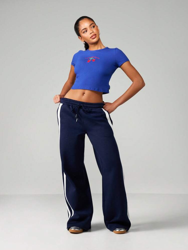 Missguided x Playboy Summer Baby Tee Crop Top With Cherry Print Aesthetic Y2k Basic Cotton T Shirt Festival Fashion Statement Leisure Wear Street Style
