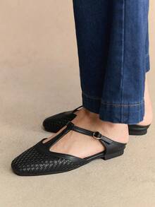 Rosivie Women's Hollow Woven Slip-On Flats, Breathable Beach Vacation Mesh Shoes - Black - View 2