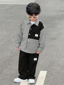 SHEIN 2 件套年轻男童舒适日常休闲宽松韩版时尚条纹长袖衬衫和裤子套装，适合春季、夏季、秋季、冬季、日常穿着、运动、郊游、学校、派对、节日、拍照、返校季 - 黑色 - 查看 6