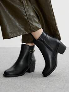 CUCCOO BIZCHIC 经典时尚百搭粗高跟踝靴 - 黑色 - 查看 5