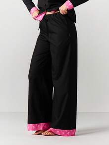 Missguided x Playboy Christmas Button Down Pajama Set With Logo - Black - View 5