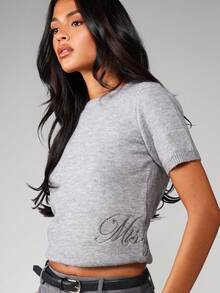 MISSGUIDED 宽松针织短袖上衣，侧面有刺绣细节，适合女士休闲针织衫 - 灰色 - 查看 5