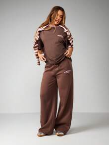 Missguided x Playboy 阔腿抽绳运动裤，带徽标印花，适合休闲家居服 - 咖啡棕 - 查看 4