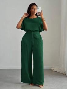 Slaydiva Bộ đồ 2 món màu xanh lá cây thanh lịch, phù hợp cho mùa Xuân/Hè, đi làm, dự tiệc, đi club và hoạt động ngoài trời, gồm áo crop top dáng rộng vai rớt có dây rút và quần ống rộng có túi dành cho nữ cỡ lớn - A - Màu xanh lá cây đậm - Xem 6