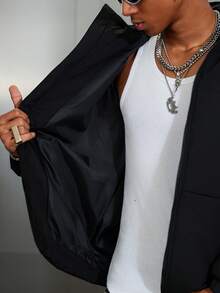 Manfinity Roghcode Abrigo casual negro acolchado para hombre, de manga larga, para otoño/invierno