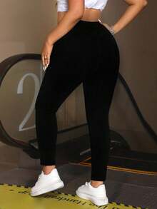 SHEIN ICON Jeans de talla grande de ajuste ceñido, de unicolor, con forro térmico, para otoño/invierno - Negro - Ver 2