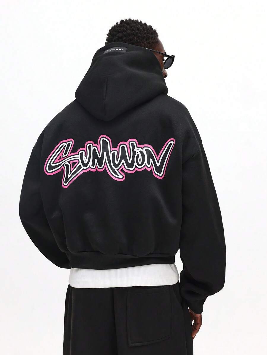 SUMWON 落肩宽松短款连帽套头衫，带中央口袋抽绳兜帽，休闲街头风冬季秋季运动衫 - 黑色 - 查看 1