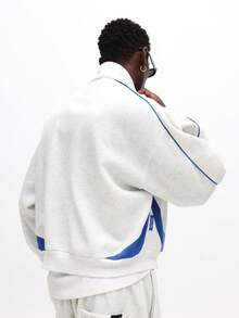 SUMWON 短款超大半拉链套头运动衫，带连帽和撞色蓝色滚边细节，适合休闲街头服饰 - 彩色 - 查看 2