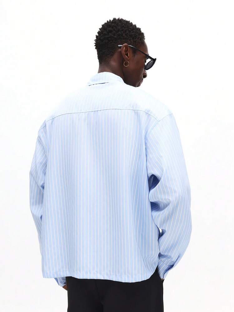 Gestreiftes Hemd im Boxy Fit mit Krawatte