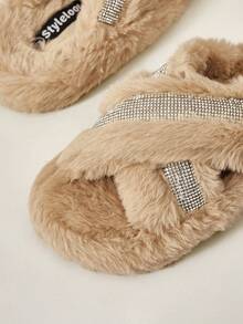 Cuccoo Women's Indoor Slippers