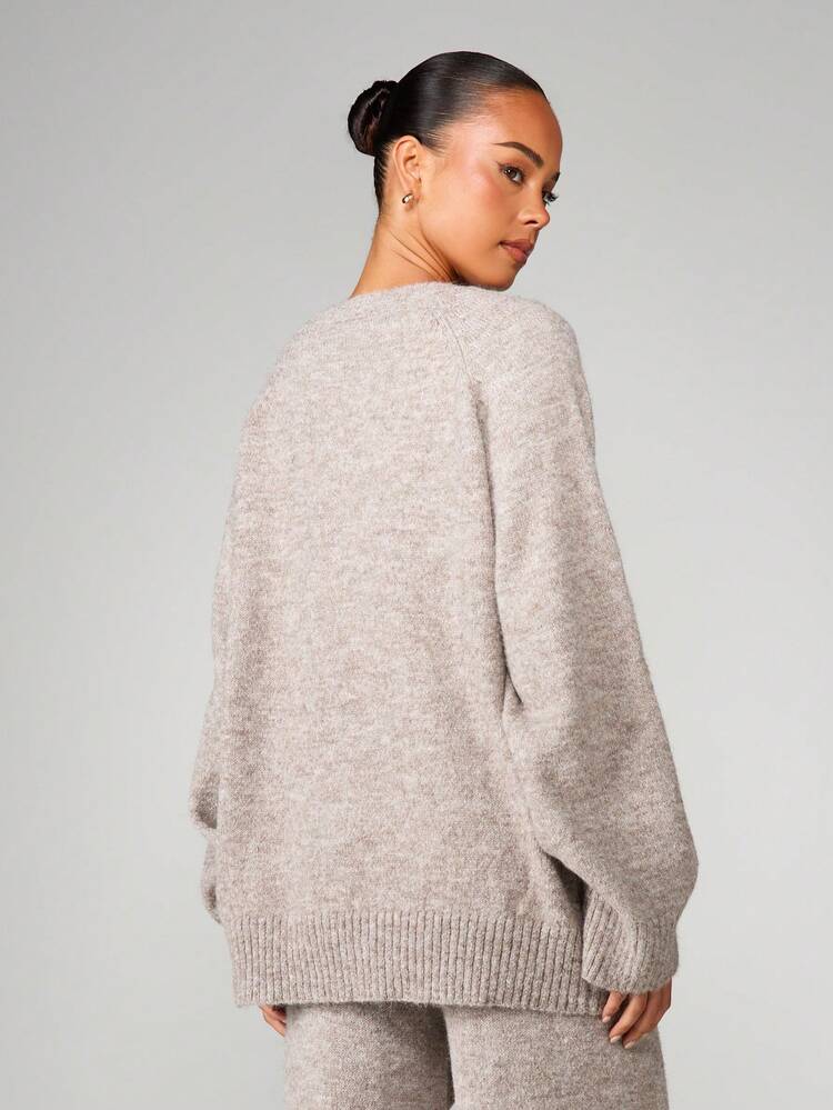 MISSGUIDED Oversized Chunky Knit Sweater With Script Embroidery Crew Neck Long Sleeve Relaxed Fit Pullover For Fall Winter Casual Loungewear
