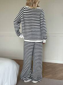 SHEIN EZwear Women's Black And White Striped Casual Sweater Set Two Piece Set Women Comfy Striped Two Piece Set Striped Lounge Set - Black and White - View 2