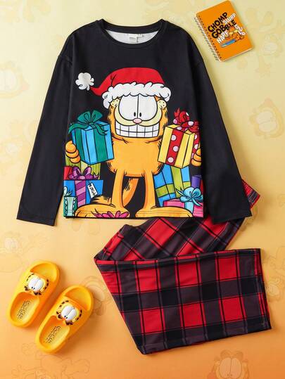 GARFIELD | SHEIN Tween Boy 2pcs Christmas Cat & Gift Box Print Top And Red Black Plaid Pants Pajama Set ,Autumn/Winter Boys Christmas Clothes