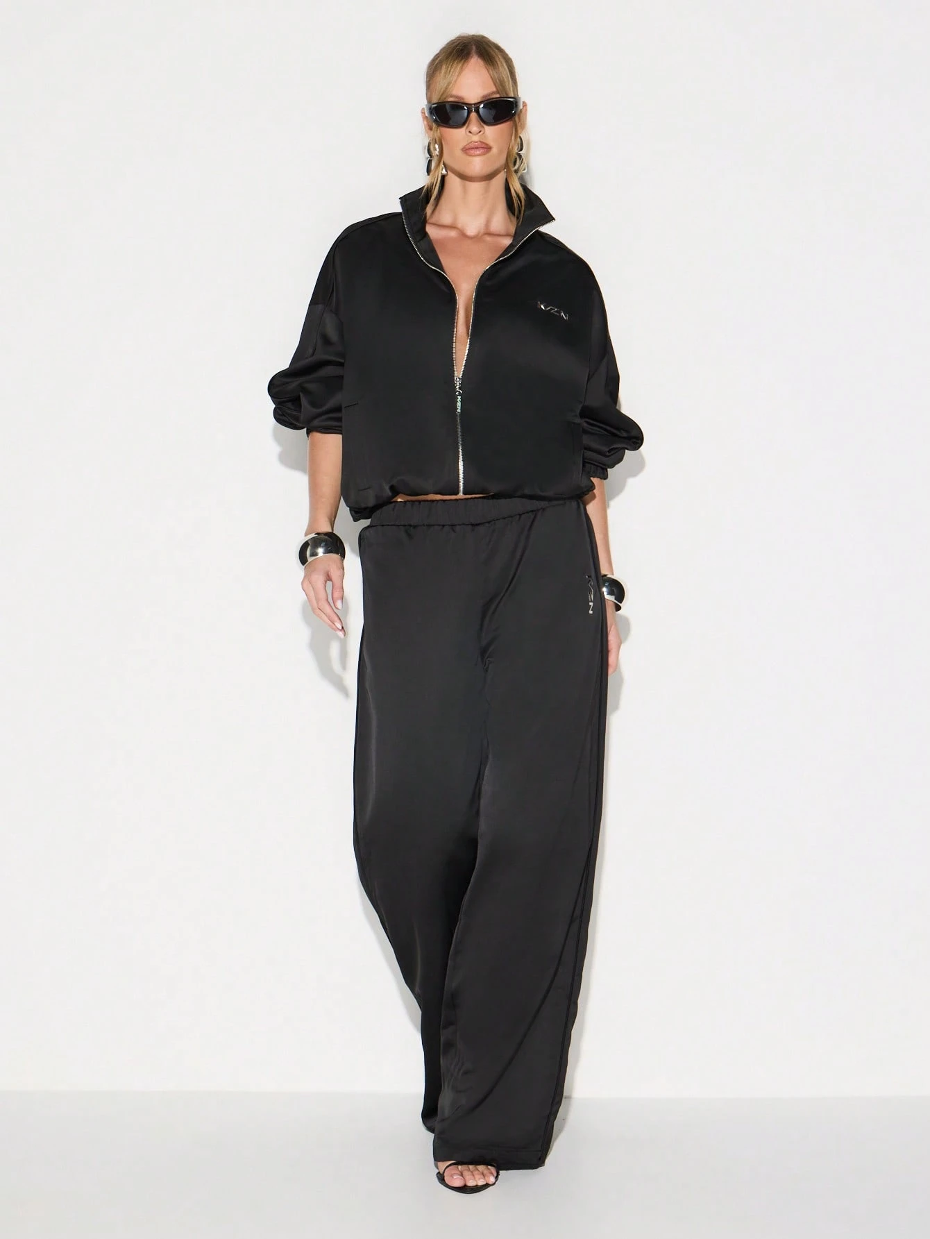KIZN Pantalon Palazzo à jambes larges en satin