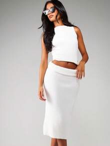 MISSGUIDED تنورة قلم ناعمة مخملية مرنة متوسطة الطول ذات خصر عالي، موضة شتوية وخريفية - أبيض - مشاهدة 3