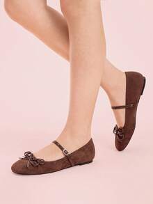 CUCCOO DOLLMOD 女式棕色绒面革可爱舒适优雅蝴蝶结装饰玛丽珍平底鞋，校园/休闲风格 - 棕色 - 查看 5