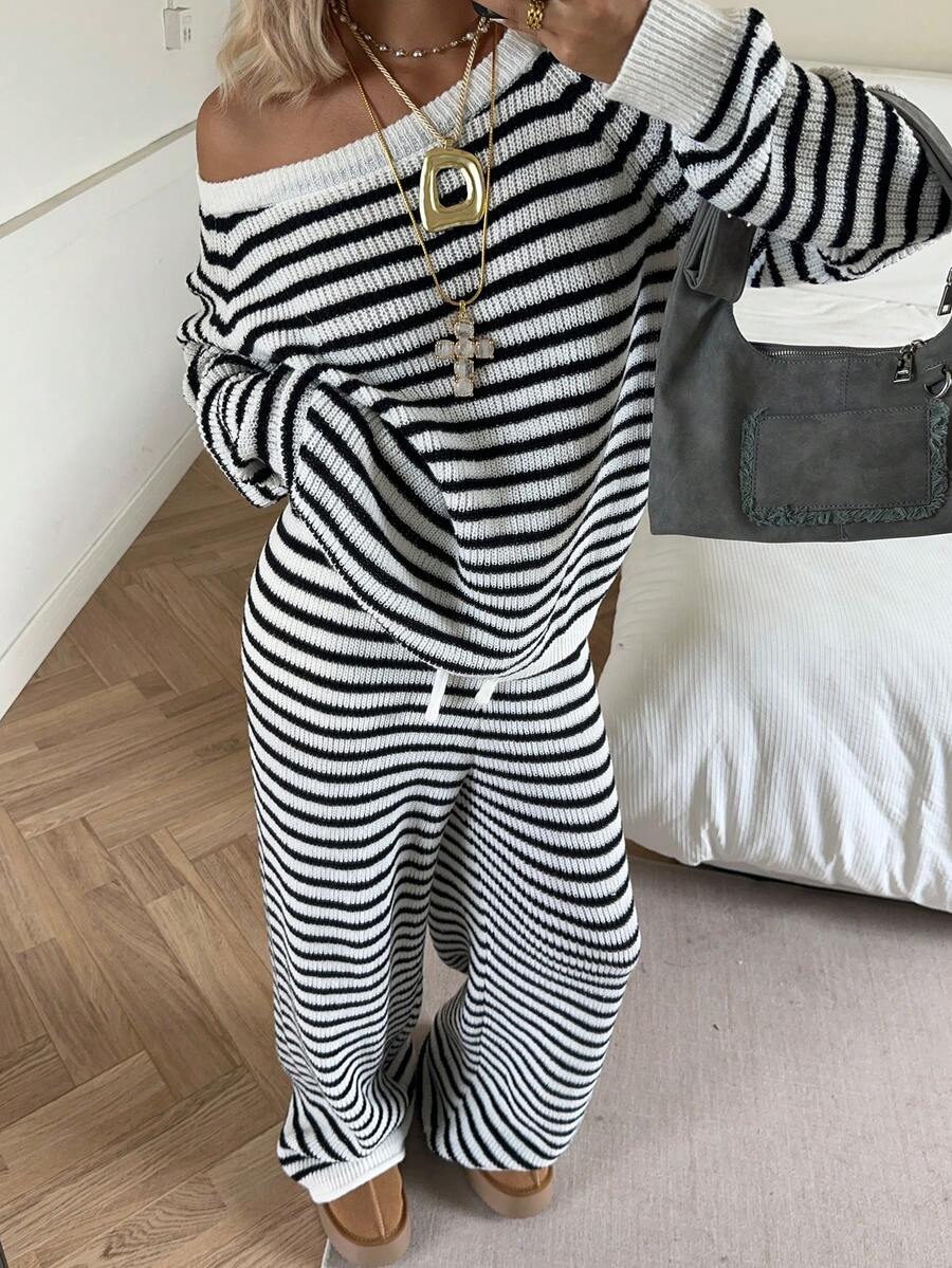 SHEIN EZwear Women's Black And White Striped Casual Sweater Set Two Piece Set Women Comfy Striped Two Piece Set Striped Lounge Set - Black and White - View 1