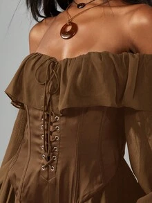 MISSGUIDED 露肩雪纺挤奶女工连体衣，带有荷叶边袖子和系带紧身胸衣细节 - 咖啡棕 - 查看 7