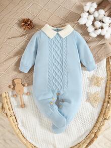 SHEIN Baby Sweater Jumpsuit, Newborn Infant Unisex Turtleneck Long Sleeve Knitted Jumpsuit With Feet, Comfortable For Autumn/Winter, Elegant & Fashionable For Home, Daily Wear, And Travel Baby Blue Knitted Outfit For Baby Newborn Sweater Romper Baby Knit Jumpsuit 0 3 Months Boy Winter Newborn Baby Layette Set