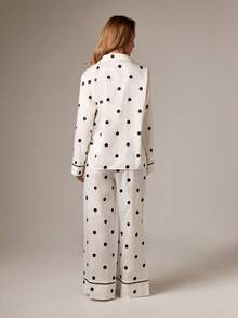 AiiRZ 女士波尔卡圆点纽扣前睡衣套装长袖睡衣家居服睡衣两件套裤子套装 - 黑與白 - 查看 2