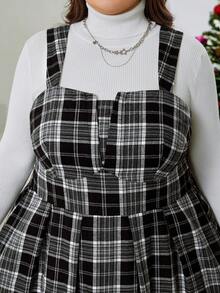 SHEIN CURVE+ Christmas Plus Size Retro Checkered Women's Autumn And Winter Brushed Medium Long Dress, Worn As An Outer Dress