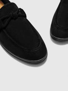 CUCCOO BIZCHIC 女士时尚黑色绒面革蝴蝶结设计舒适休闲乐福鞋，适合通勤、户外、旅行、购物、工作和日常穿着 - 黑色 - 查看 6