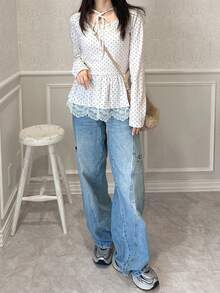 FRIFUL Damen Polka Dot Stoff Schleife Kragen Taillierter enger Saum Spitze Patchwork Ballerina Stil Langarm Süßes T-Shirt