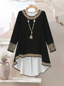 SHEIN Lacomfia Bộ 2 món áo cổ tròn rộng rãi in họa tiết hoa cổ điển màu đen và quần dài cho phụ nữ ngoại cỡ - Nhiều màu - Xem 3