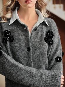 Áo khoác len cardigan cổ tròn tay dài màu trơn cổ điển phong cách Halloween chủ đề Thu/Đông của Uhlyne, chất liệu len pha trộn tối giản, họa tiết hoa và hạt thủ công, thích hợp cho các bữa tiệc, buổi tụ họp, tiệc chiêu đãi - Xám - Xem 2