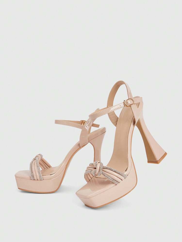 CUCCOO LuxiPop Sandales à talons hauts plateforme glamour à la mode et imperméables avec boucle à design torsadé pour femmes