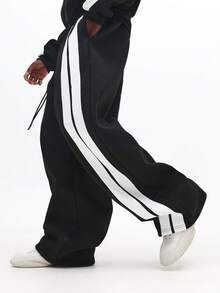 SUMWON Loose Fit Sweatpants With Side Stripe Panel Detail For Casual Everyday Wear - Black - View 4