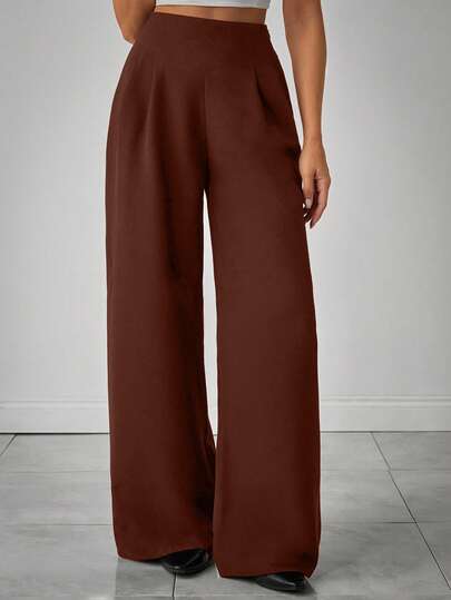 Women Solid Color Pleated Detailed Wide Leg Pants