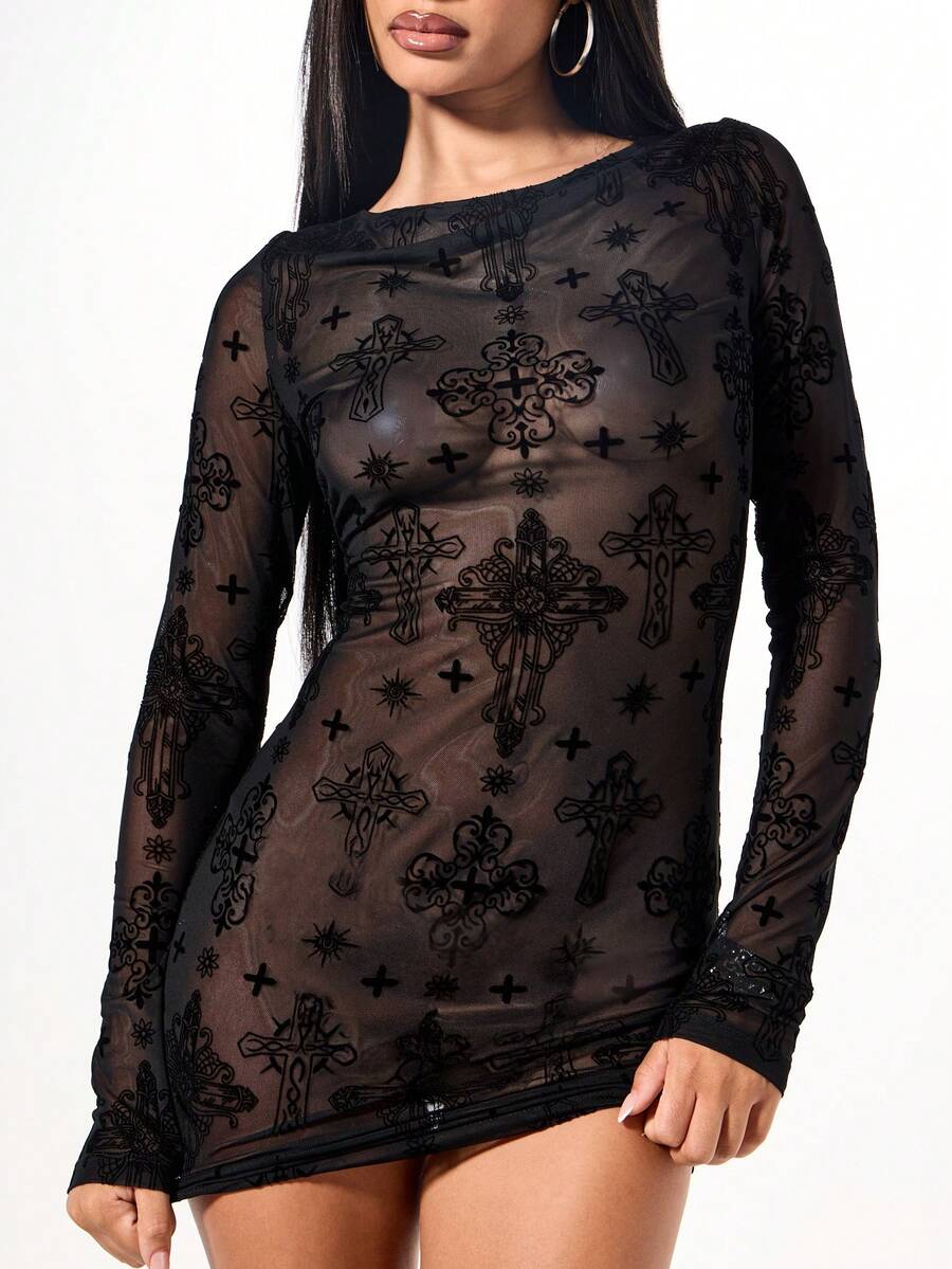 SUMWON WOMEN 哥特式十字印花网眼长袖紧身迷你连衣裙，背面系带 - 黑色 - 查看 1