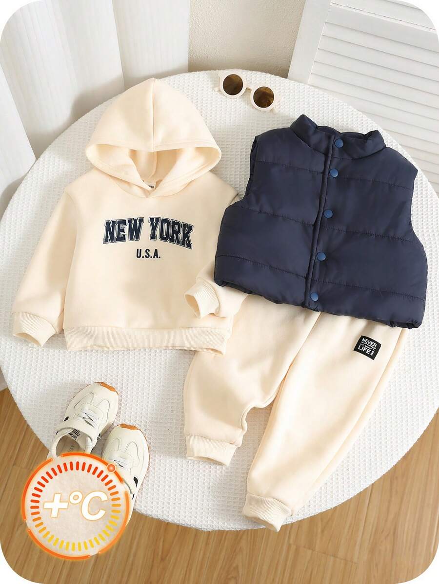 SHEIN Conjunto de 3 peças para bebês meninos: moletom com capuz, calça de moletom com forro térmico e jaqueta grossa. Roupa de inverno unissex ideal para esportes ao ar livre e esqui. - Multicolorido - Ver 1