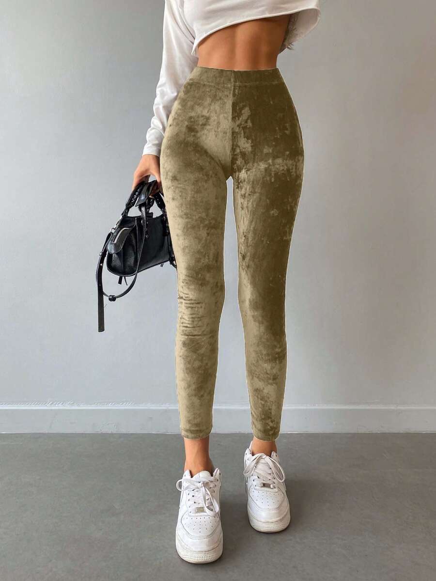 RueChic Solid Elastic Waist Leggings - Brown - View 1