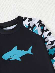SHEIN Young Boy Cartoon Shark Print Swimsuit Set,Long Sleeve Rash Guard Toddler Swim Shirt&Swimwear For Summer,Beach,Holiday Swimming - Multicolor - View 4