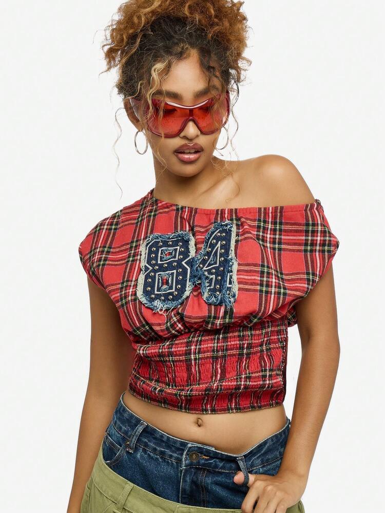 Schulterfreies Karo-Top mit Nietenapplikation