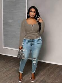 Slaydiva 大码休闲百搭白色修身深U领长袖T恤-C - 淺灰色 - 查看 4